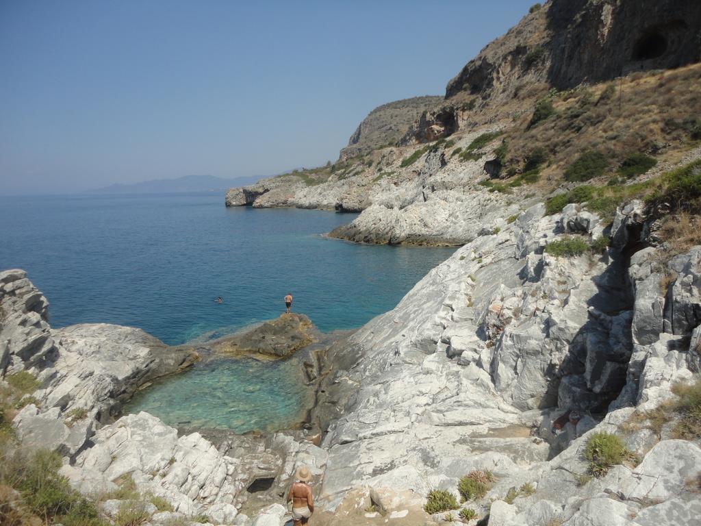 Villa Pefnos Agios Nikolaos  Exteriör bild