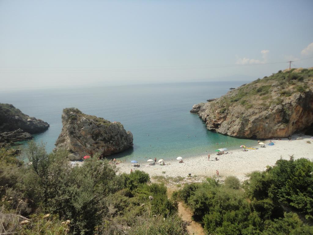 Villa Pefnos Agios Nikolaos  Exteriör bild