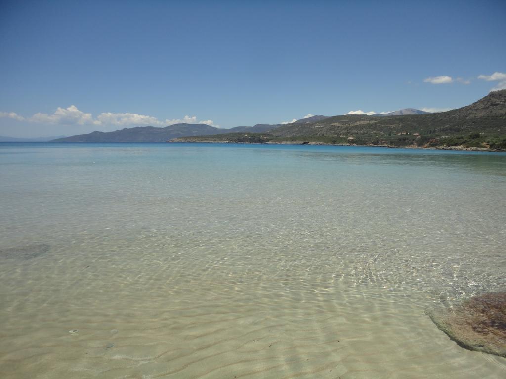 Villa Pefnos Agios Nikolaos  Exteriör bild